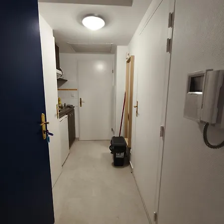 Calme-2 Pers-parking Gratuit-clim Appartement