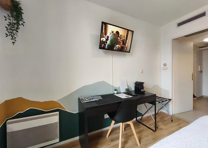 Calme-2 Pers-parking Gratuit-clim Apartman *